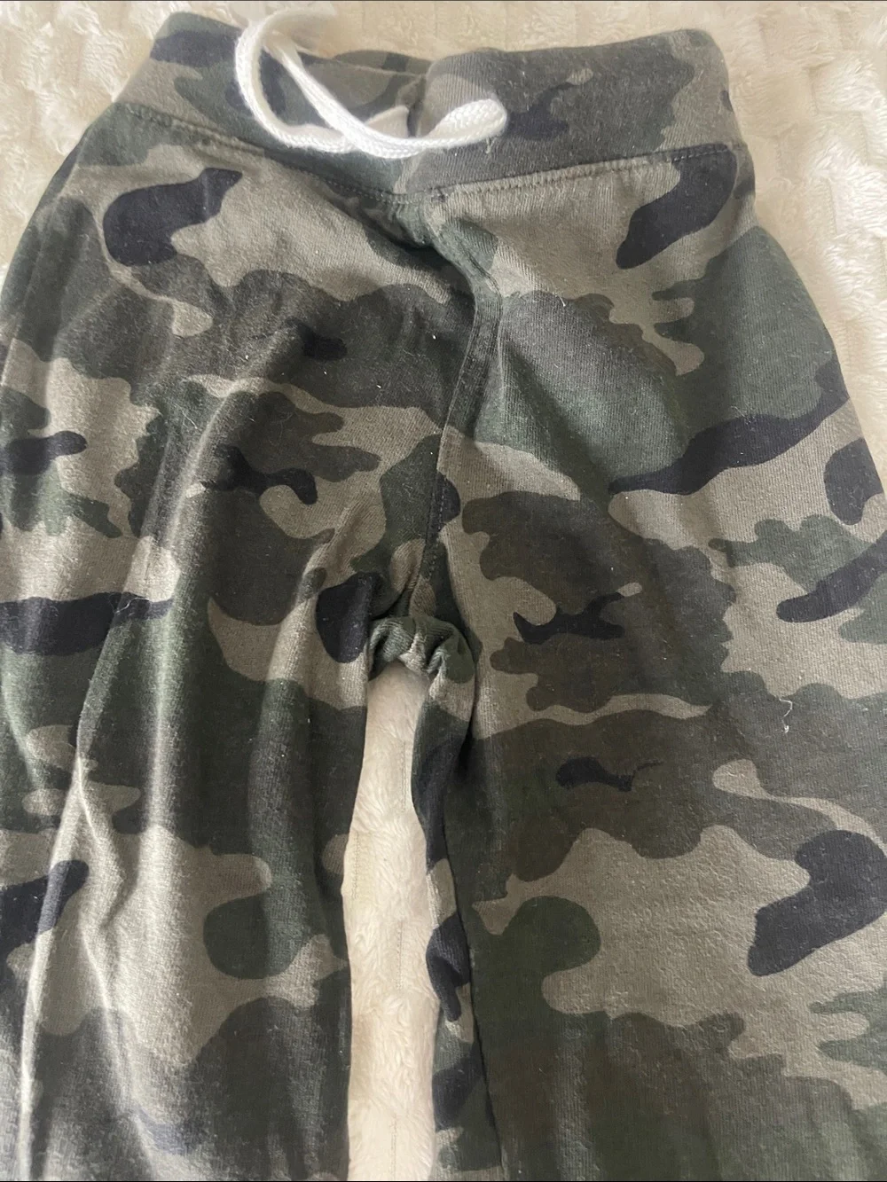 Old Navy Green & Black Camo Jogger Pants with White Drawstring